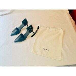 NEW Vince Aurelian Black Leather D'Orsay Heels with dust bag